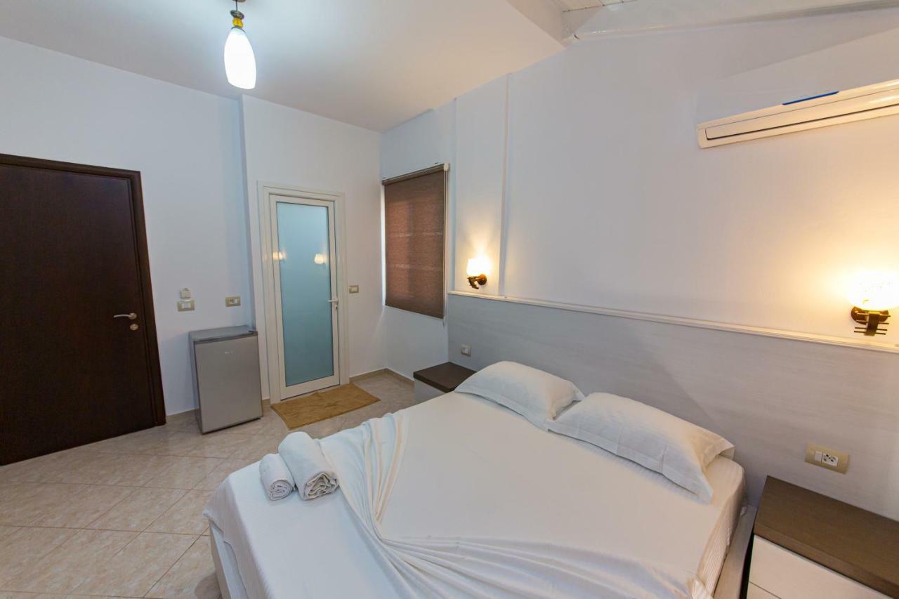 Hotel Mariksel Ksamil Bagian luar foto